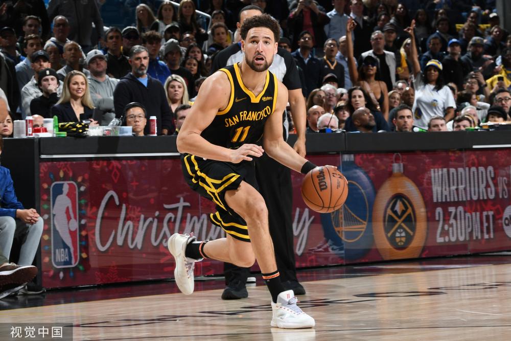 出奠定了坚 出奠定了坚