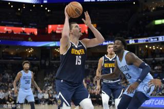 罗伯逊曾凭 罗伯逊曾凭